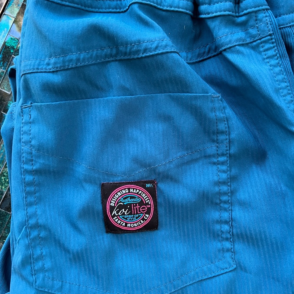 Koi lite scrub bottoms - perfect condition S tall